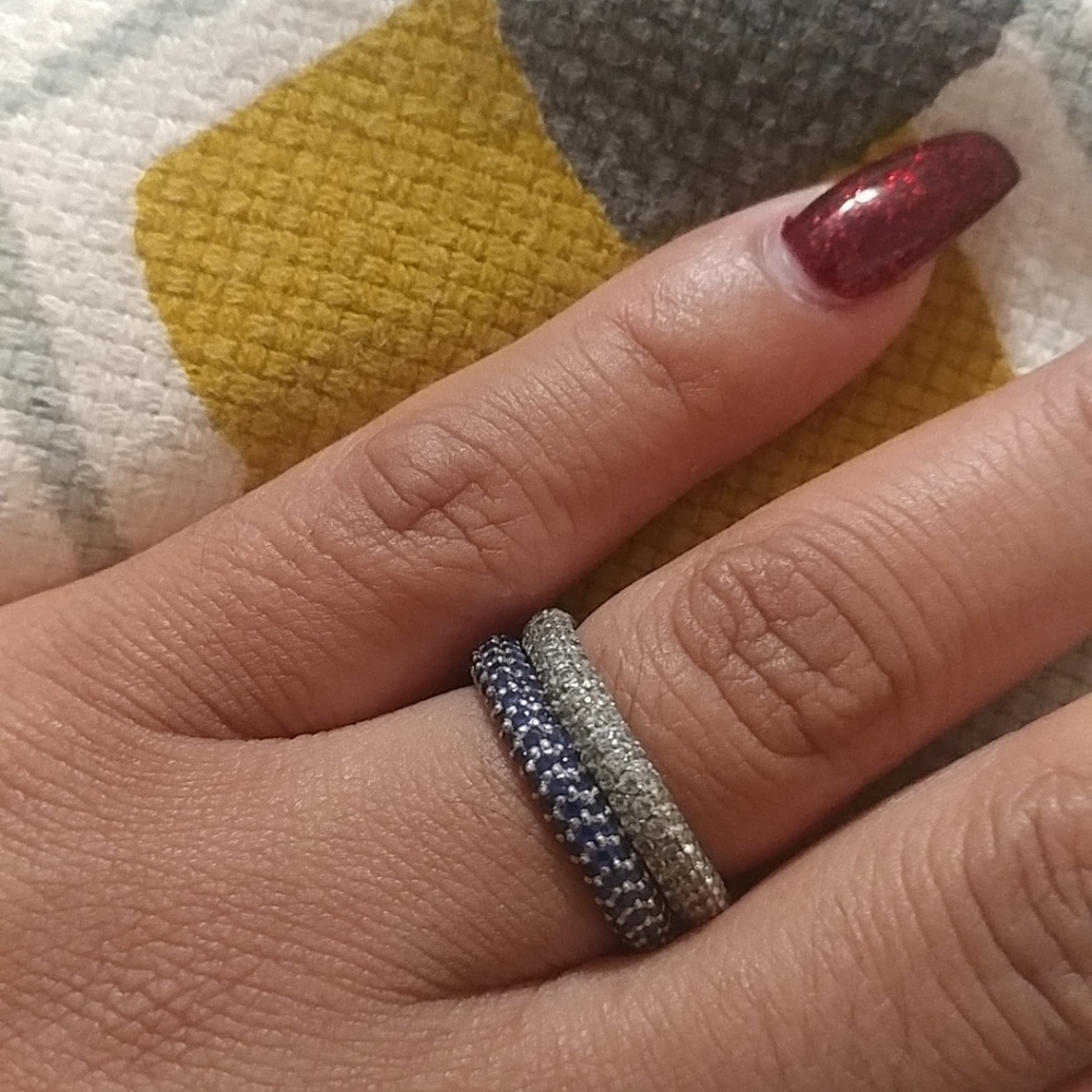 Blue sapphire pave eternity band - Picture 3 of 6